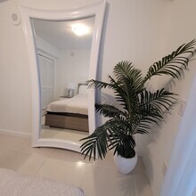41 SE 5th St, Unit 1201 in Miami, FL - Building Photo - Building Photo