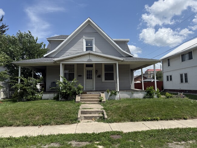 property at 416 N Webster St