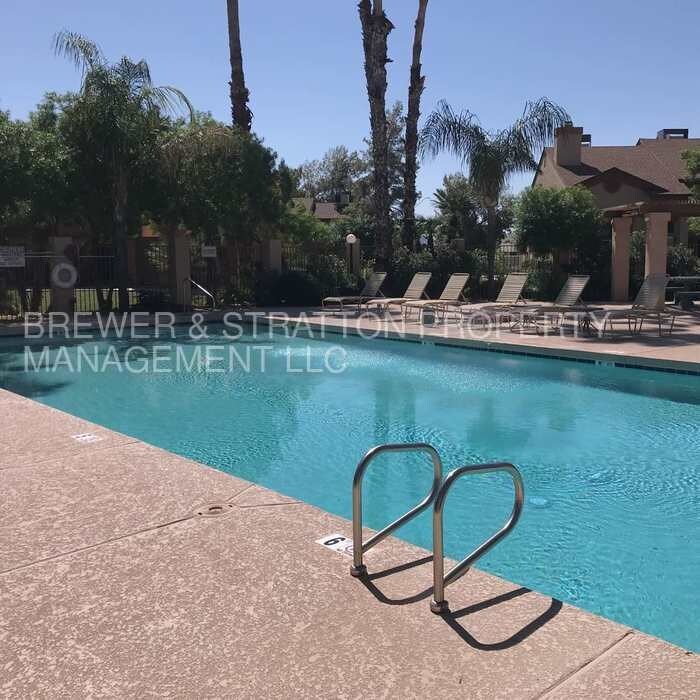 4114 E Union Hills Dr-Unit -UNIT 1251 in Phoenix, AZ - Building Photo