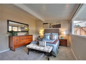990 Amarillo Ave in Palo Alto, CA - Building Photo - Building Photo