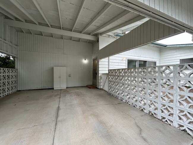 property at 14264-14264 SW 114th Ave