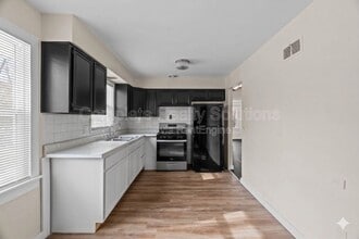 7486 Castro Dr in Ferguson, MO - Building Photo - Building Photo