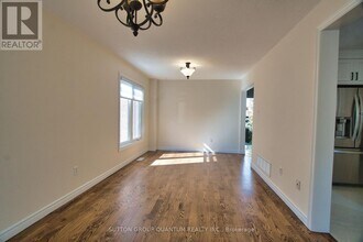 3312 Sundew Ct in Mississauga, ON - Building Photo - Building Photo