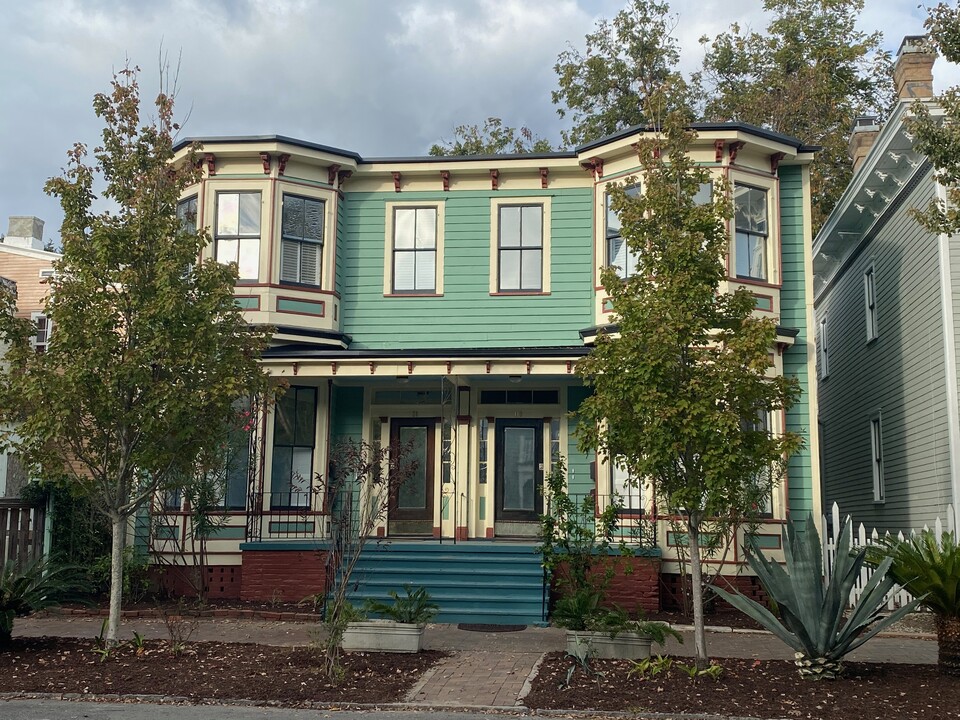 118 W Duffy St, Unit B in Savannah, GA - Building Photo