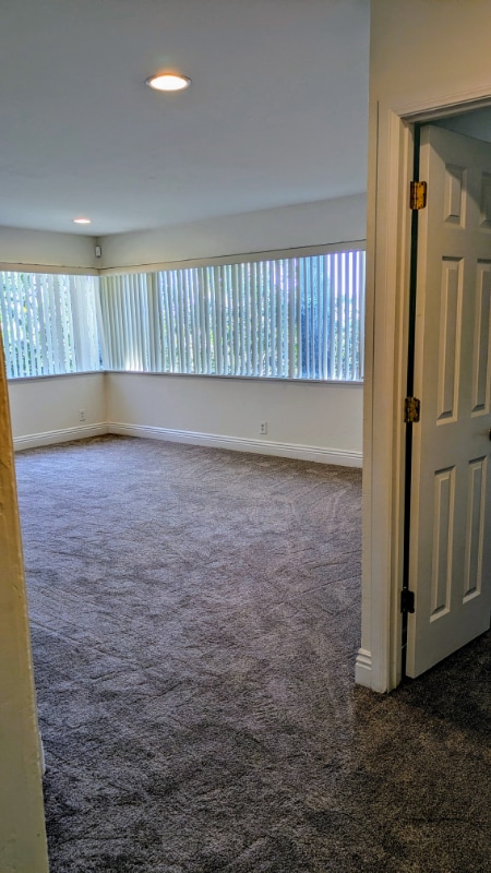 760 W El Norte Pkwy in Escondido, CA - Foto de edificio - Building Photo