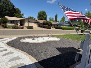9275 Defiance Cir in Sacramento, CA - Building Photo - Building Photo