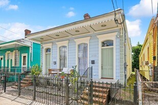 2122 S Liberty St in New Orleans, LA - Building Photo
