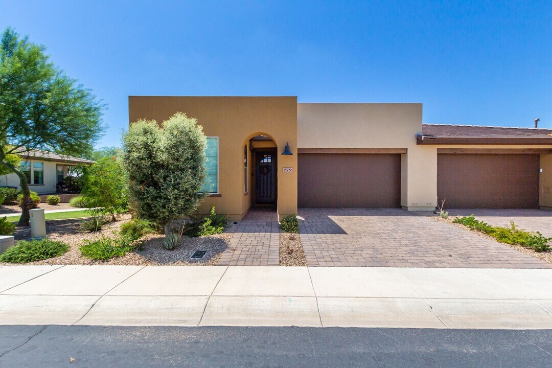 779 E Cobble Stone Dr in Queen Creek, AZ - Building Photo