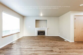 8006 Upper Ridge Rd, Unit 304 in Everett, WA - Building Photo - Building Photo