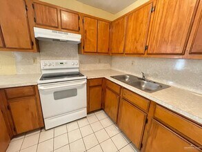 416 E 5th St-Unit -C6 in Weslaco, TX - Building Photo - Building Photo