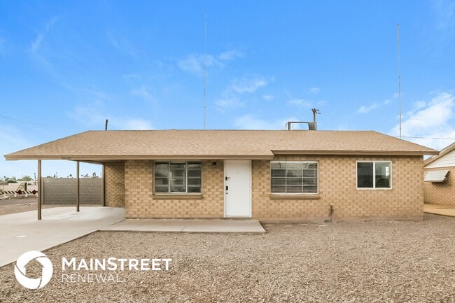 property at 6628 N 28th Dr