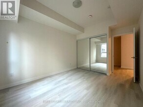3270 Sheppard Ave E in Toronto, ON - Building Photo - Building Photo