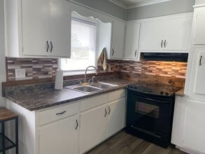 204 E Bay St in Warsaw, NC - Building Photo - Building Photo