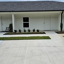 1300 Lafourche Dr in Thibodaux, LA - Building Photo