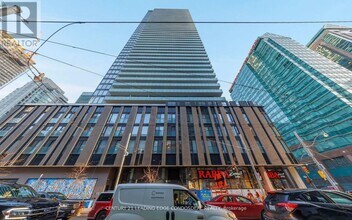 25-2525 Richmond St E in Toronto, ON - Building Photo - Building Photo