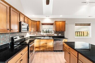 43 Beekeeper Trail in Swannanoa, NC - Building Photo - Building Photo