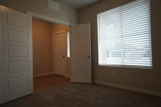 5051 W Ladle Rapids St in Meridian, ID - Building Photo - Building Photo