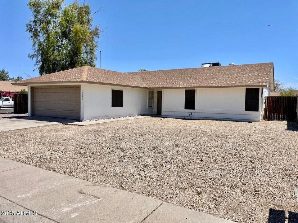 14823 N 60th Ave in Glendale, AZ - Building Photo