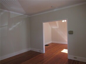 144 Prospect Ave in Middletown, NY - Building Photo - Building Photo