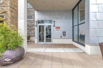 15765 Croydon Dr in Surrey, BC - Building Photo - Building Photo