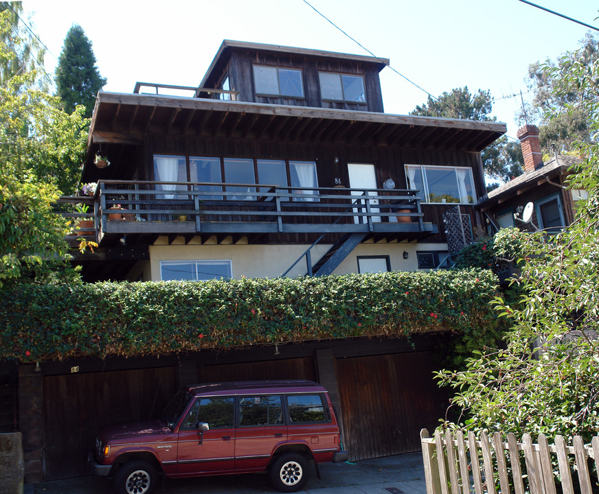 84 Terrace Ave in Richmond, CA - Building Photo