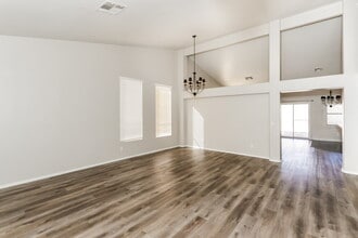 6017 Ingenue Rd in North Las Vegas, NV - Building Photo - Building Photo