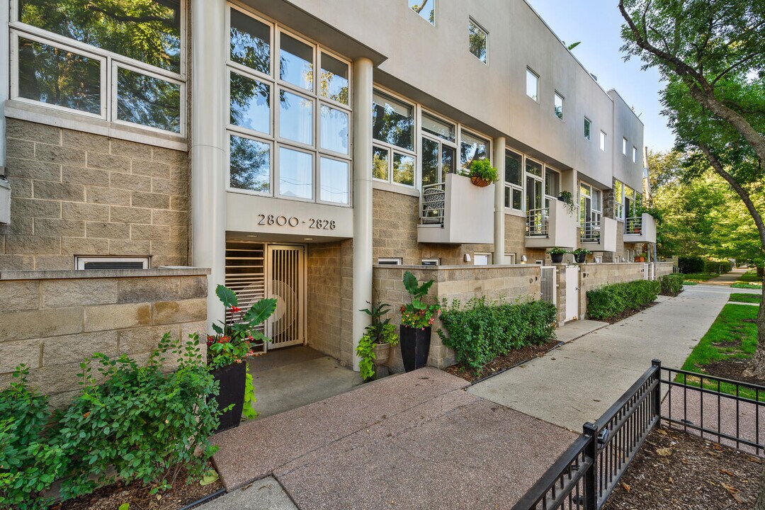 2828 N Talman Ave in Chicago, IL - Building Photo