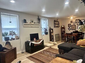 372-374 Verplanck Ave in Beacon, NY - Building Photo - Building Photo