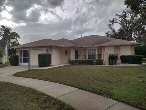 9843 St Joseph Ct in New Port Richey, FL - Building Photo - Building Photo