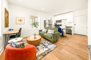 4245 Troost Ave in Kansas City, MO - Building Photo