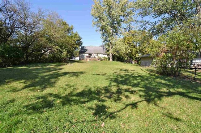 1516 E Matlock Rd in Bloomington, IN - Building Photo - Building Photo