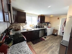 40 Keenan St in Watertown, MA - Building Photo - Building Photo