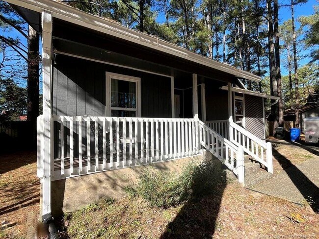 627 Dowfield Dr in Fayetteville, NC - Building Photo - Building Photo