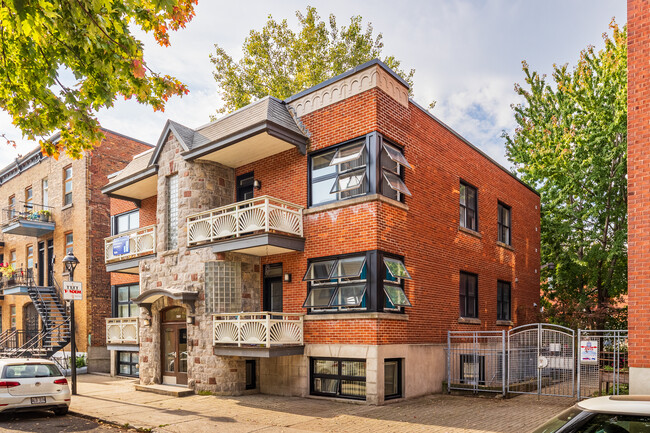 1290 De La Visitation Rue in Montréal, QC - Building Photo - Primary Photo