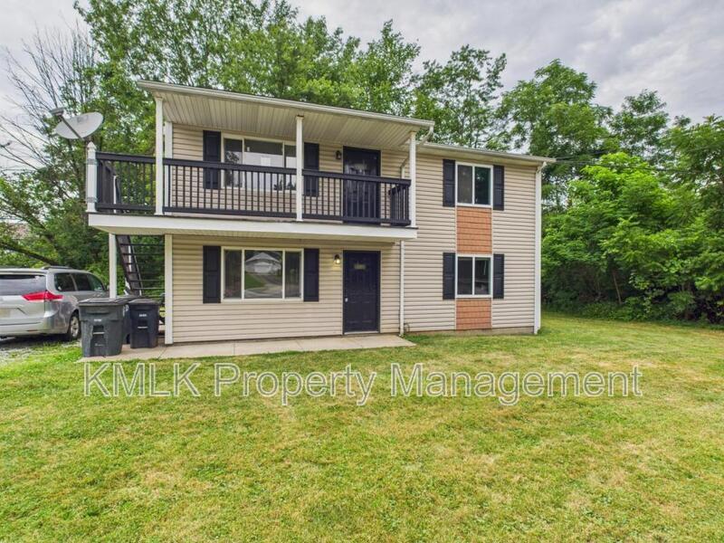 1837 Faye Rd in Akron, OH - Building Photo