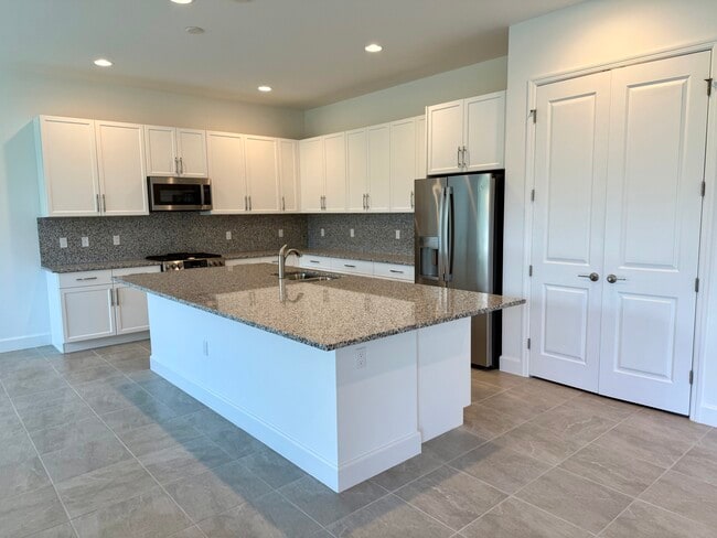 20884 Thistle Leaf Ln in Estero, FL - Building Photo - Building Photo
