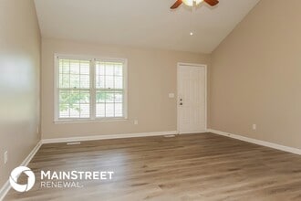 5375 Candy Cane Ct in Murfreesboro, TN - Foto de edificio - Building Photo