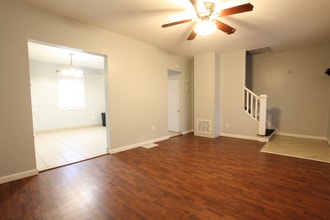 348 W Pike St in Canonsburg, PA - Building Photo - Building Photo