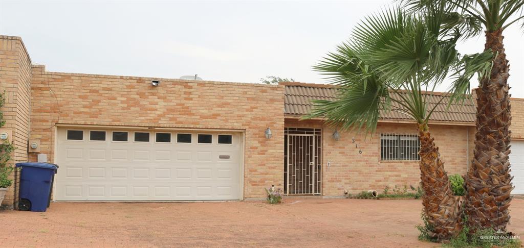 8 Vermont Ave E in McAllen, TX - Building Photo