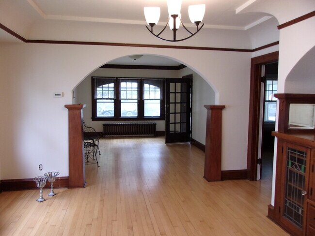 3748 E Armour Ave in Cudahy, WI - Building Photo - Building Photo