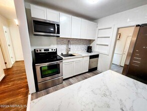 1823 E 25th St in Jacksonville, FL - Building Photo - Building Photo