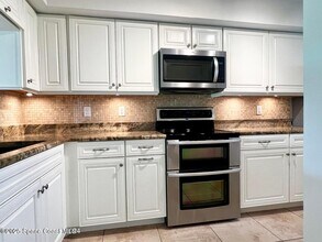 1830 N Atlantic Ave in Cocoa Beach, FL - Building Photo - Building Photo