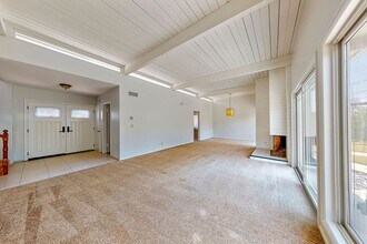 2622 E Ames Cir in Anaheim, CA - Building Photo - Building Photo