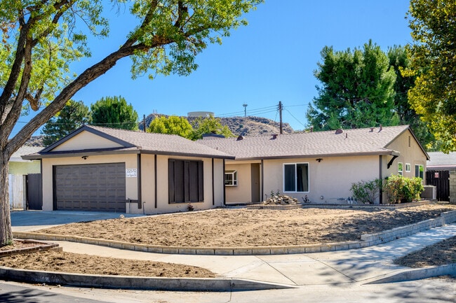 property at 22570 Los Tigres Dr