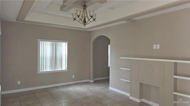 6 S 17th St in McAllen, TX - Building Photo - Building Photo