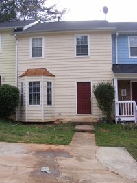 Crestview Townhomes in Austell, GA - Building Photo - Building Photo