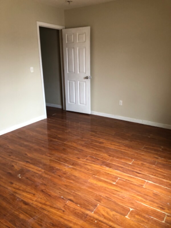 10 Academy St-Unit -Apartment A in Rochester, NH - Building Photo - Building Photo