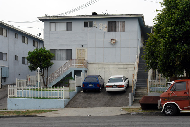 433 Edgewood St in Inglewood, CA - Building Photo - Building Photo