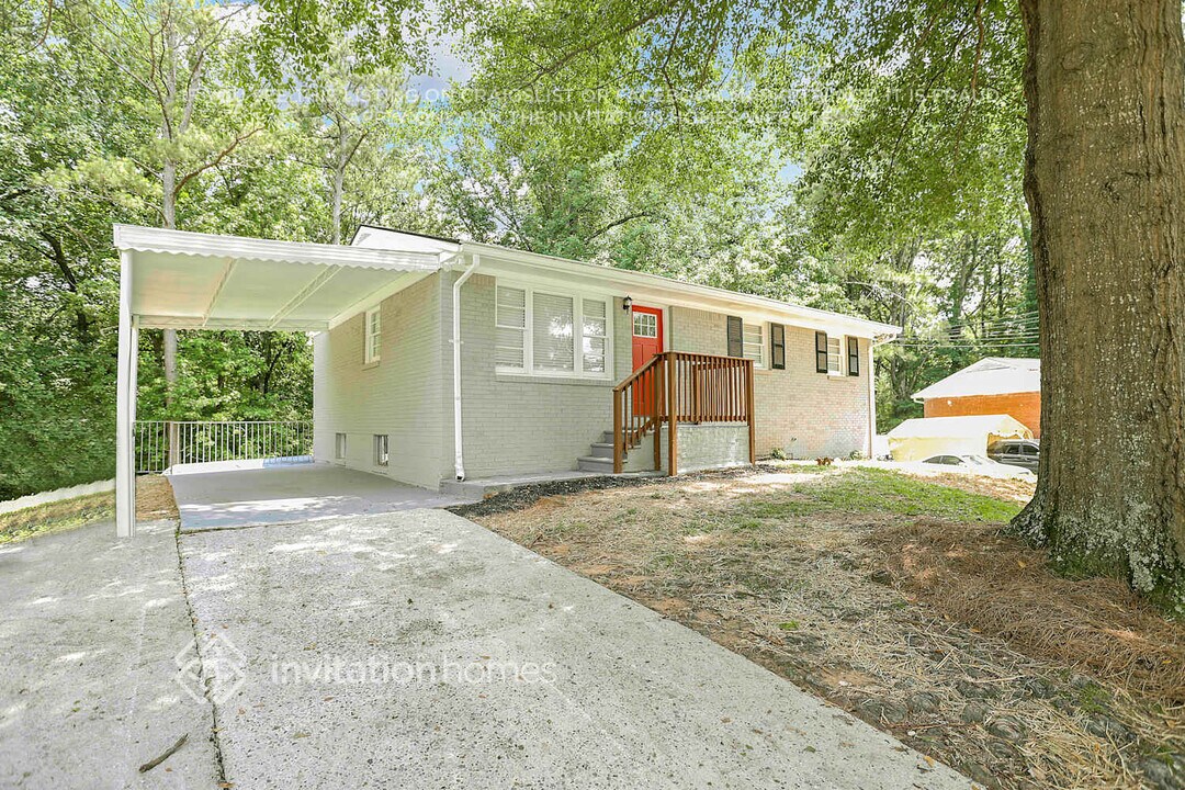 502 Dollar Mill Rd SW in Atlanta, GA - Building Photo