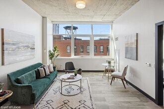 171 N Aberdeen St in Chicago, IL - Building Photo - Building Photo
